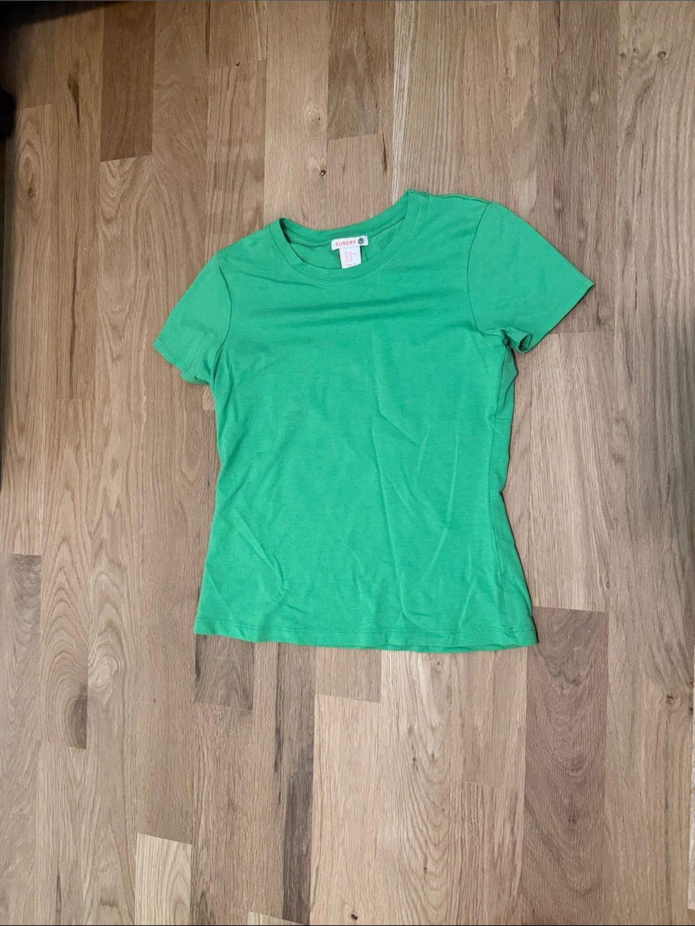 Sundry Bright Green Short Sleeve Crewneck Tee